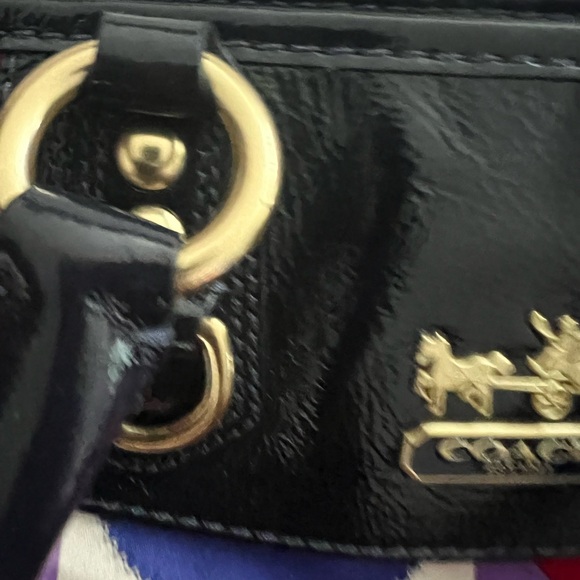 Coach silk stitch tote bag…gently used and taken care with so much love🔥🔥🔥 - Picture 8 of 12